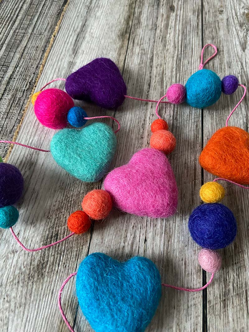 Lilly and Bright Felt Garland Coloured Hearts