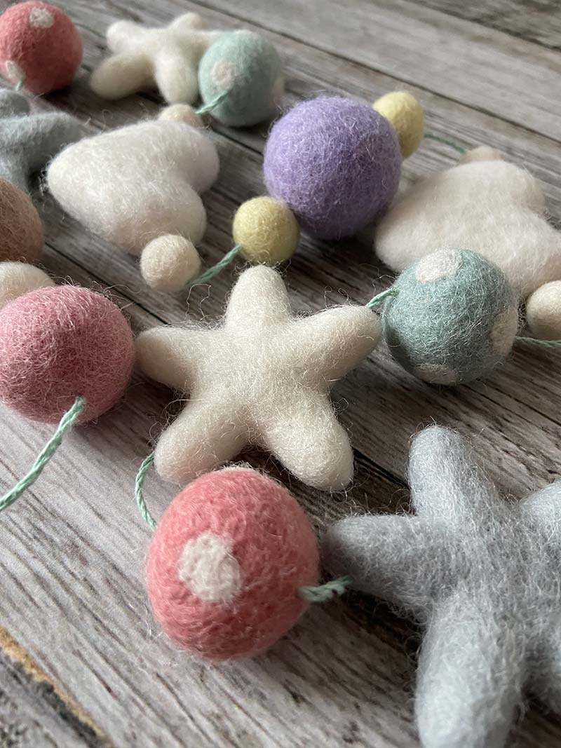 Lilly and Bright Felt pastel stars and hearts Garland